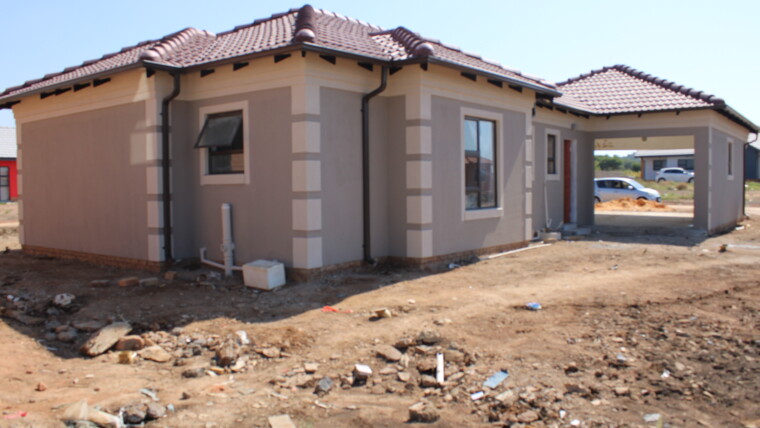 Pretoria Rosslyn Klerksoord Ext 31